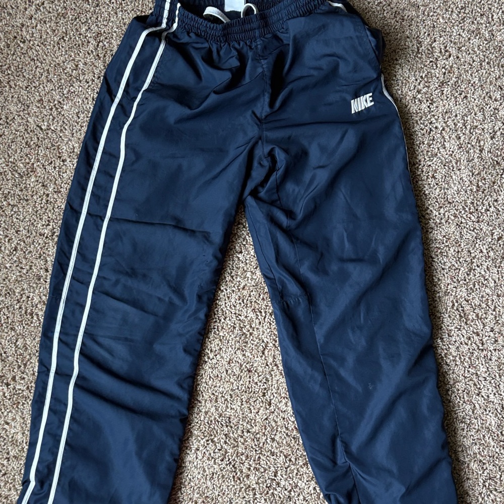 Nike youth large navy athletic pants